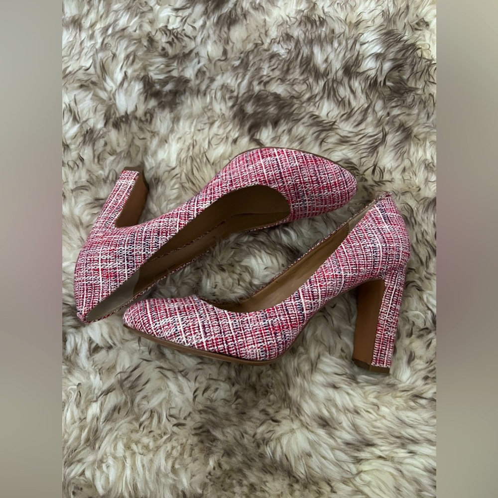 BANANA REPUBLIC PLAID HEELS
